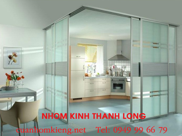 Cập nhập giá vách nhôm kính 8mm chi tiết mới nhất: Tổng quan thị trường 2 giá vách nhôm kính 8mm