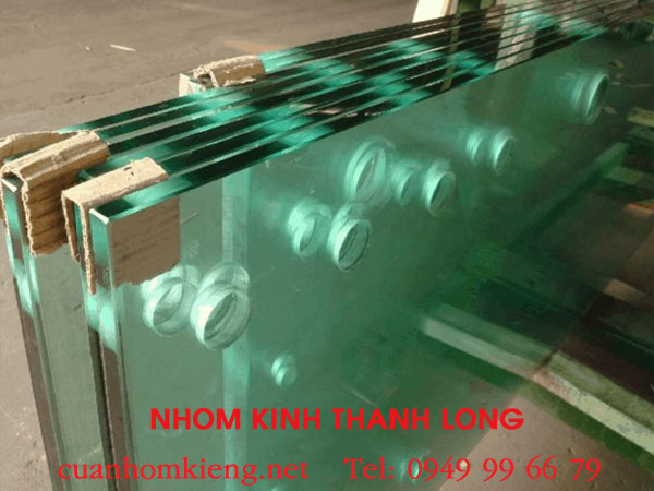 Toplits 5 đơn vị cung cấp kính cường lực giá rẻ nhất HCM hiện nay 3 kinh cuong luc gia re nhat hcm