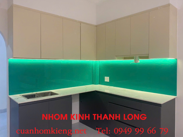 Toplits 5 đơn vị cung cấp kính ốp bếp Bình Dương giá rẻ, chuyên nghiệp có tiếng nhất hiện nay 2 kính ốp bếp Bình Dương