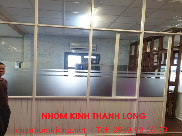 Top 5 Đơn vị thiết kế vách nhôm kính hệ 1000 chuyên nghiệp & uy tín nhất hiện nay 2 vách nhôm kính hệ 1000
