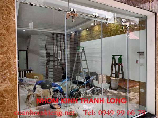 Giới thiệu 5 Đơn vị cập nhập bảng giá sửa cửa kính tại nhà chi tiết nhất hiện nay 2 giá sửa cửa kính tại nhà