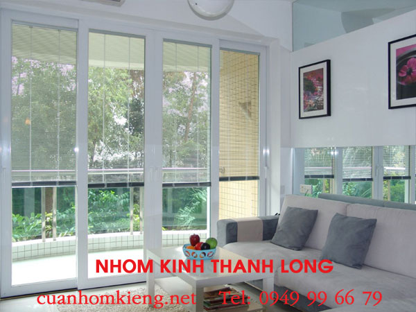 7 Mẫu cửa kính cường lực phòng khách đẹp sang trọng thẩm mỹ nâng tầm tức thì 4 Quy trình thi công giá thi công mẫu cửa kính cường lực phòng khách