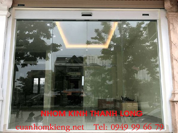 Khám phá 5 đơn vị làm cửa kính cường lực Quận Tân Bình HCM giá rẻ uy tín hàng đầu 4 cua kinh cuong luc quan tan binh