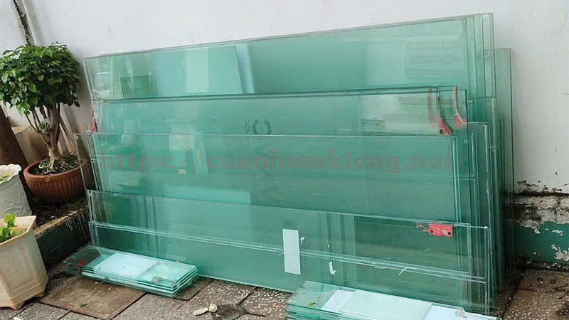 kinhcuonglucbaonhieutien1m2