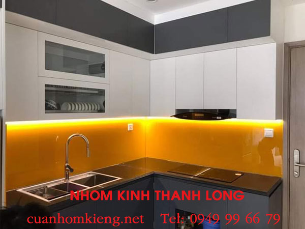 Top 9 đơn vị thi công kính ốp bếp Tphcm giá rẻ “đáng tin” – nhanh, đẹp, bảo hành rõ ràng 5 thi công kính ốp bếp tphcm